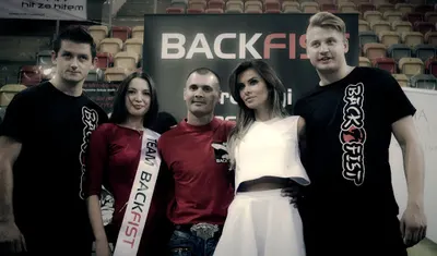 Kurs samoobrony dla kobiet - Stowarzyszenie Sztuk i Sportów Walki Backfist Częstochowa